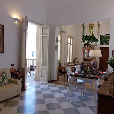 Acanto Bed & Breakfast *
